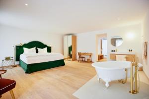 Gallery image of Boutiquehotel Zum Goldenen Hirschen in Gmunden