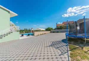 Fotografia z galérie ubytovania Poolincluded - Holiday Home Maslina v destinácii Lišane Ostrovičke