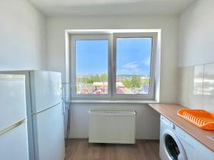 Kuchyň nebo kuchyňský kout v ubytování Hostel DV Morski - z prywatnymi łazienkami