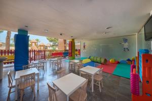 Restaurace v ubytování Occidental Cala Viñas