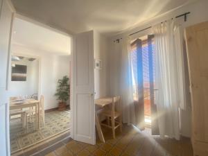 TV a/nebo společenská místnost v ubytování TarracoHomes, TH152 Apartment La Nau