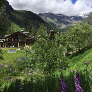 Paesaggio naturale nelle vicinanze dell'aparthotel