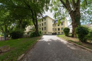 Gallery image of Lunas Appartements in der alten Schule Essen in Essen