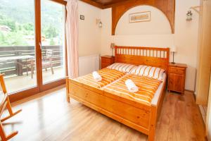 Łóżko lub łóżka w pokoju w obiekcie Bad&Ski Pension