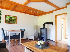 Fotografie z fotogalerie ubytování Ferienwohnung Eichkatzel v destinaci Zell