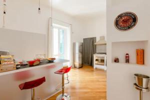 Kuchyňa alebo kuchynka v ubytovaní Bijoux Luxury Apartment in Old Town