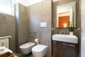 Bagno di Clover - 13 Piazza Pio XI