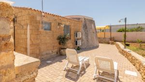 The building in which the holiday home is located