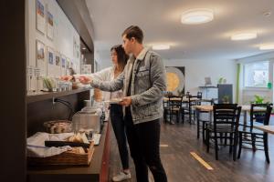 Clientes alojados en Nyon Hostel