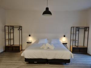 Posteľ alebo postele v izbe v ubytovaní Kabialde Apartamentuak TSS00134