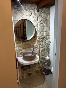 A bathroom at Vittorini