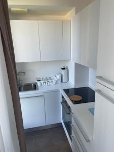 Kuchyň nebo kuchyňský kout v ubytování Bayer's Boardinghouse und Hotel
