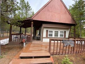 Gallery image of Grandma's Home in the Woods. Yellowstone in Island Park