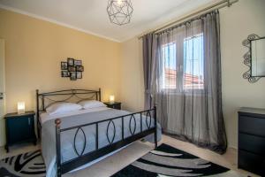 Легло или легла в стая в Dimitrios Apartment