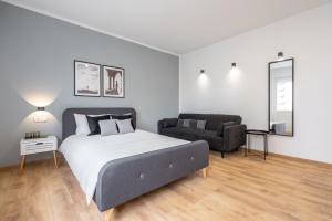 Letto o letti in una camera di Gorgeous Apartament with View in Piata Universitatii