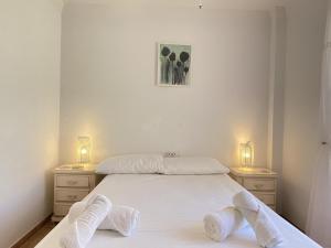 Postel nebo postele na pokoji v ubytování Villa Madrid Private Pool Casasol