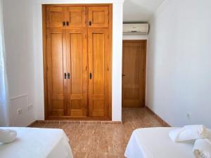 Postel nebo postele na pokoji v ubytování Villa Madrid Private Pool Casasol