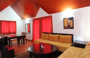 Istumisnurk majutusasutuses Farah Inn Ifrane