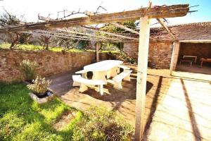 Galeriebild der Unterkunft Casa Salgueiro in Juances