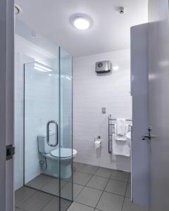 Ванная комната в Central Luxury Apartment 205