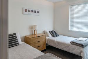 Кровать или кровати в номере Central Luxury Apartment 205
