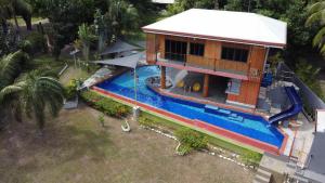Gallery image of Shenanigans Glamping Resort in Zamboanguita