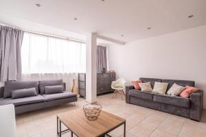 Posedenie v ubytovaní Sublime 71m Downtown And Near The Beach !