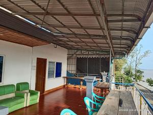 Gallery image of Silver Dolphin Guesthouse & Restaurant in Kratie