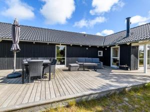 Billede fra billedgalleriet på 8 person holiday home in Fanø i Fanø