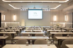 席那克林米伊酒店商务区和/或会议室