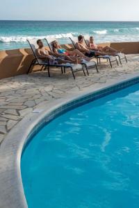 A piscina localizada em Divi Southwinds Beach Resort ou nos arredores