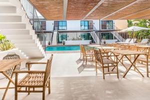 Gallery image of Can Micalet in La Savina