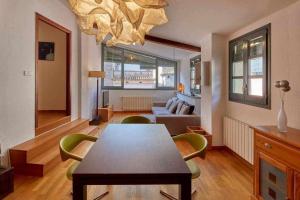 Posedenie v ubytovaní Apartamento Francesc Samsó Girona