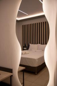 Posteľ alebo postele v izbe v ubytovaní SithoniaRS Luxury Apartment 2nd Floor with Sea View