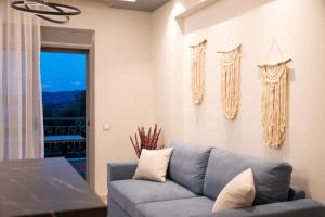 Posedenie v ubytovaní SithoniaRS Luxury Apartment 2nd Floor with Sea View