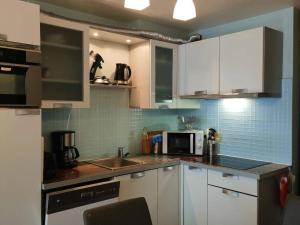 Gallery image of Appartement central calme, 4 personnes - FR-1-234-262 in Cauterets