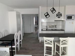 Zdjęcie z galerii obiektu Apartamento con piscina y vistas -Le Petit Paradis w Costa Teguise