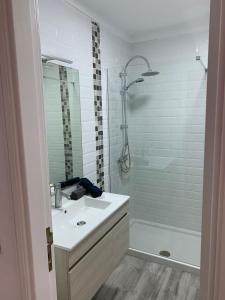 Zdjęcie z galerii obiektu Apartamento con piscina y vistas -Le Petit Paradis w Costa Teguise