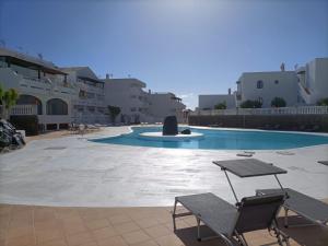 Zdjęcie z galerii obiektu Apartamento con piscina y vistas -Le Petit Paradis w Costa Teguise