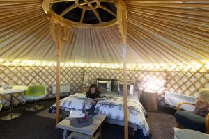 Istumisnurk majutusasutuses Yurt District