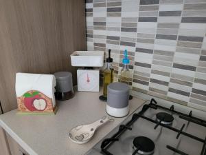 A kitchen or kitchenette at Casa Cobalto - Lascio tutto vivo a Copanello