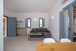 Foto da galeria de Katikies Ftelia Mykonos em Panormos Mykonos