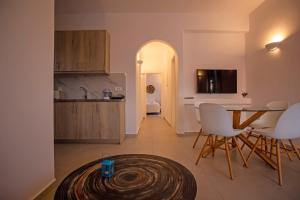 Gallery image of Katikies Ftelia Mykonos in Mykonos