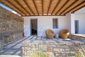 Foto da galeria de Katikies Ftelia Mykonos em Panormos Mykonos