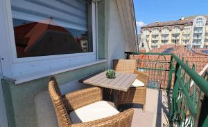 Balkón alebo terasa v ubytovaní Keri Apartman