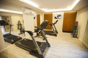 Fitness centrum a/nebo fitness zařízení v ubytování Intercity Teresópolis