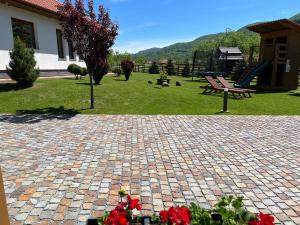 Splošen pogled na gorovje oz. razgled na gore, ki ga ponuja gostišče