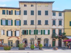 ルッカにあるCasa Aida Luxury Apartment in the Heart of Luccaのギャラリーの写真