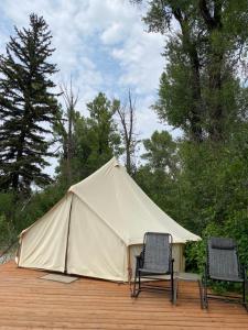 Fotografie z fotogalerie ubytování Snake River Glamping v destinaci Irwin