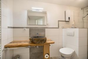 Ein Badezimmer in der Unterkunft Ferienwohnung 9 und 40
